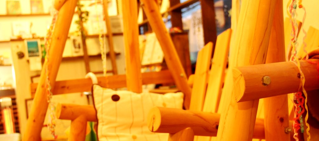 ブランコ 絵本屋さん